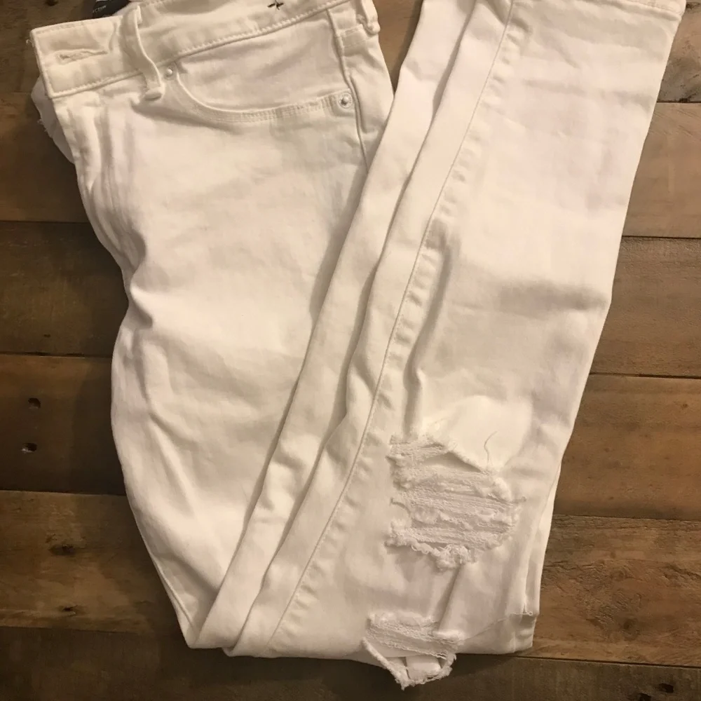 White ripped jeans - Picture 3 of 4
